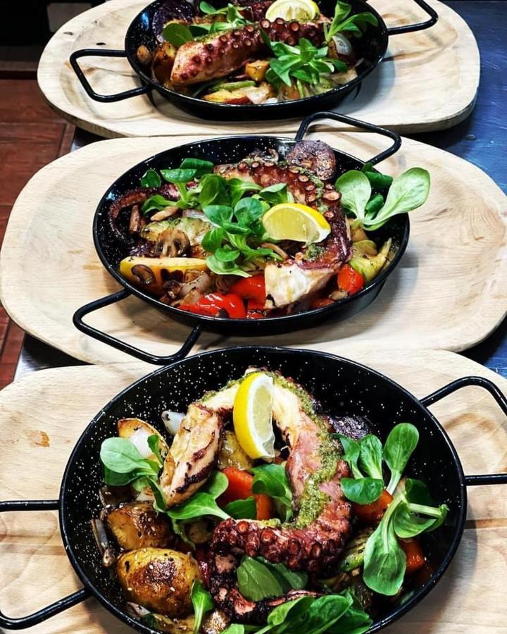 Restauracja i Noclegi Izba Rybacka w Krainie Wygasłych Wulkanów Podgorki Zewnętrze zdjęcie