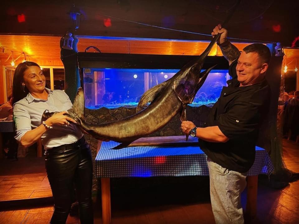 Restauracja i Noclegi Izba Rybacka w Krainie Wygasłych Wulkanów Podgorki Zewnętrze zdjęcie