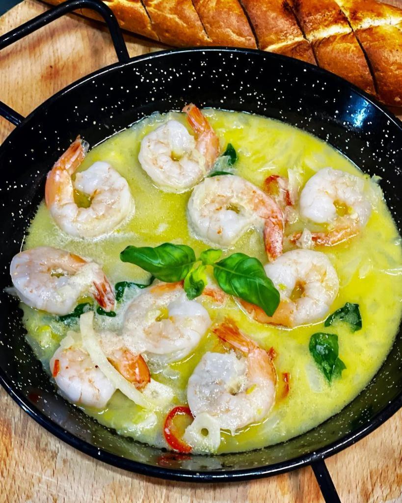 Restauracja i Noclegi Izba Rybacka w Krainie Wygasłych Wulkanów Podgorki Zewnętrze zdjęcie